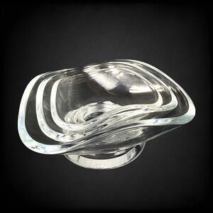 3 SIN Modern Clear‎ Glass Bowls Nesting Trio Triangular Condiments SMALL READ